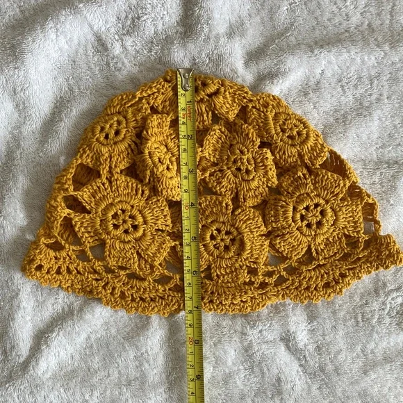 3/$20 Crochet hat flowers yellow summer - Picture 4 of 6